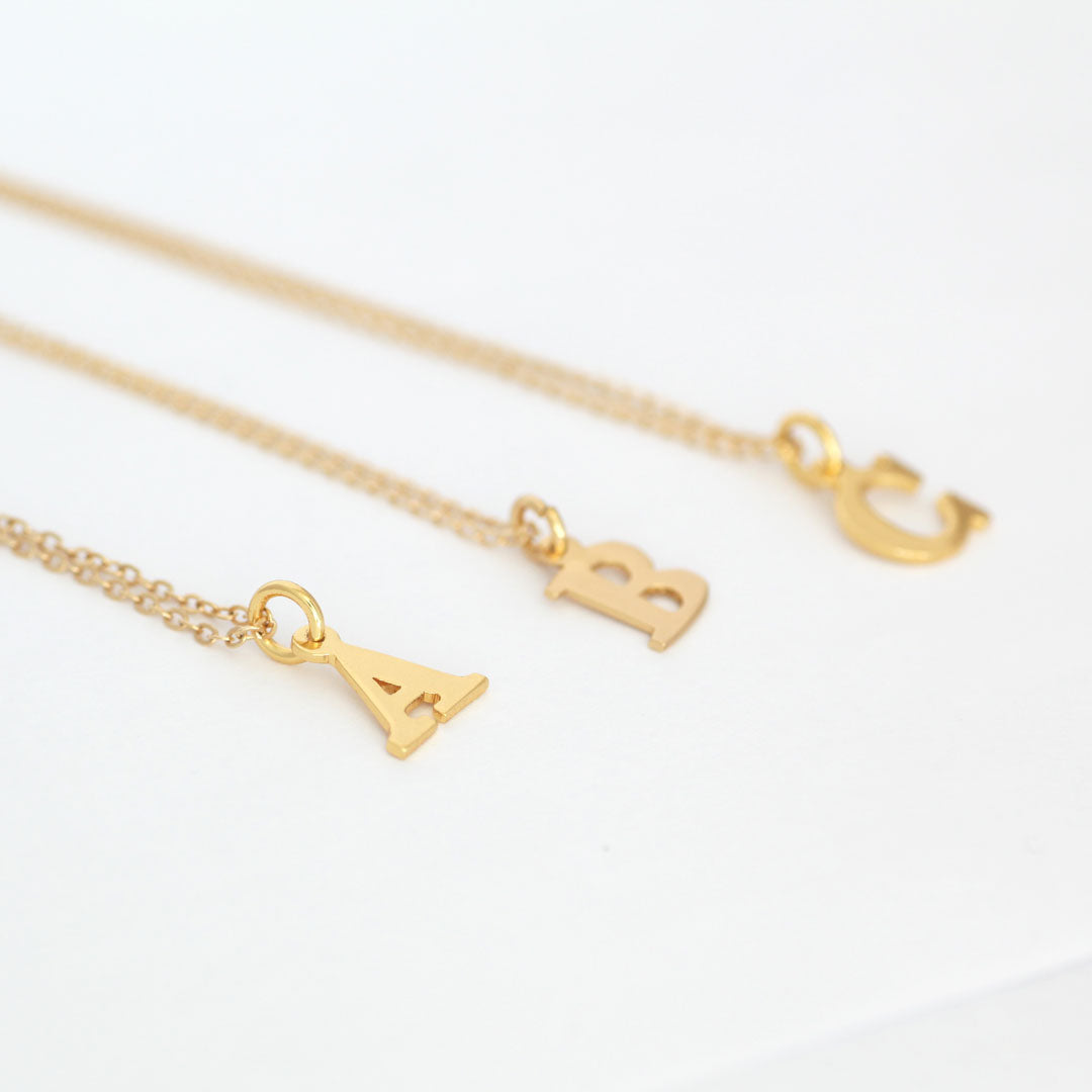 Collar Letras